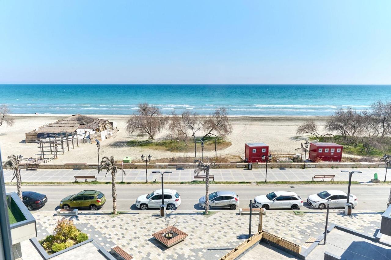 Glamour Red Apartment 22 In Spa Pool Resort Mamaia Exterior foto